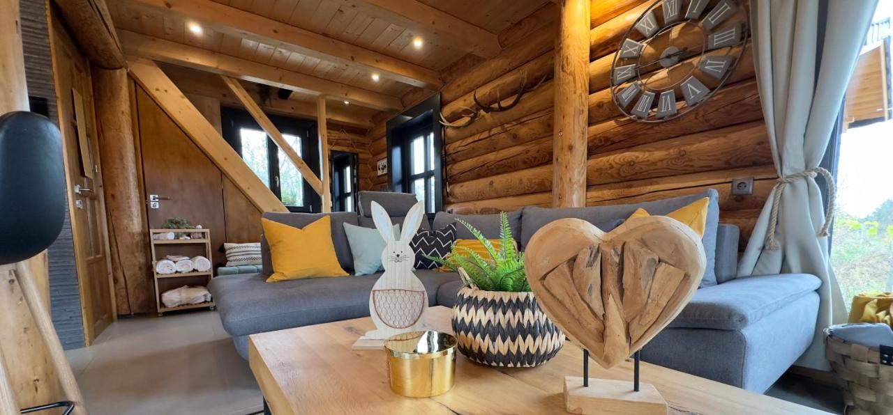 Ferienwohnung Roenk Relax Miskolc Exterior foto